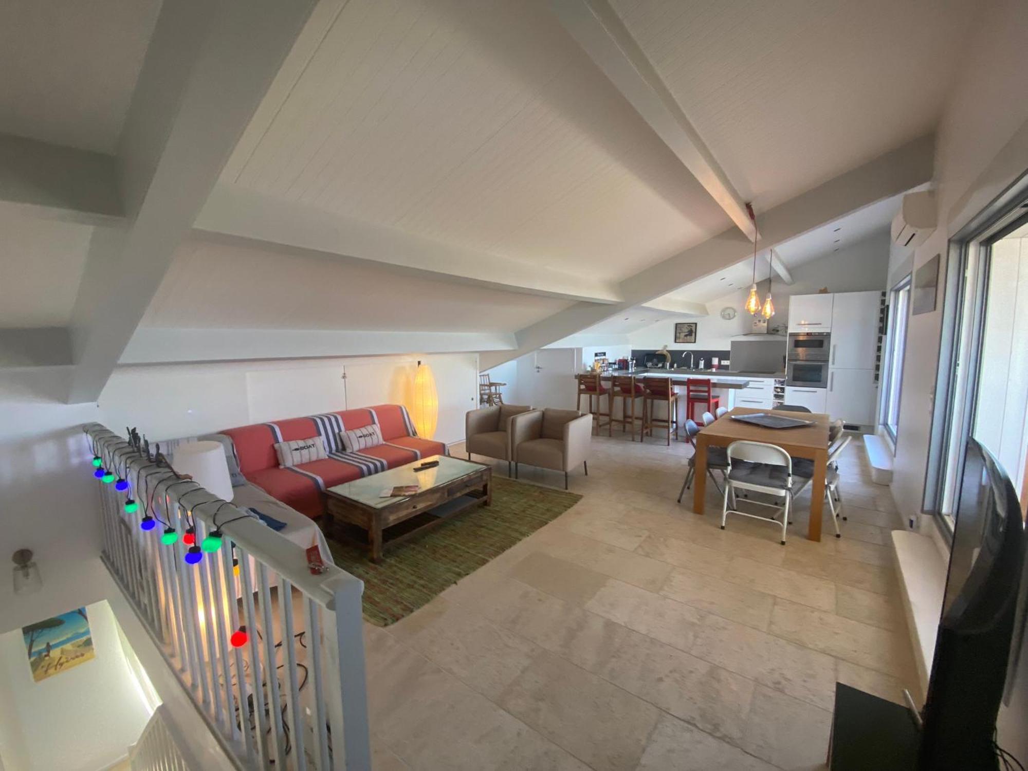 Appartement Port Hyeres Duplex Plein Sud 200 M2 Et 100 M2 De Terrasse Extérieur photo